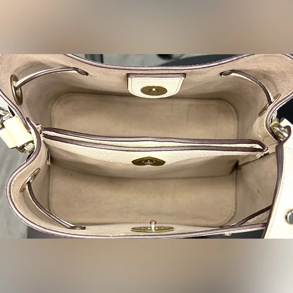 Kate Spade Marti Genuine Pebbled Leather Bucket Bag White Purse Silver Hardware